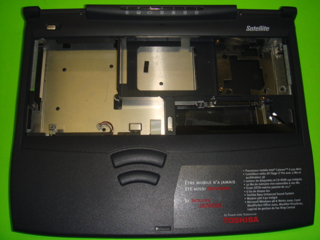 Plasturgie de base TOSHIBA Satellite 1670 CDS